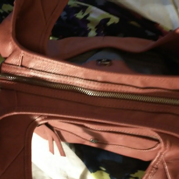 Vera Wang Shoulder bag - Picture 6 of 8